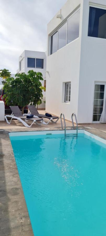 Villa Pousadoiro Playa Blanca  Luaran gambar