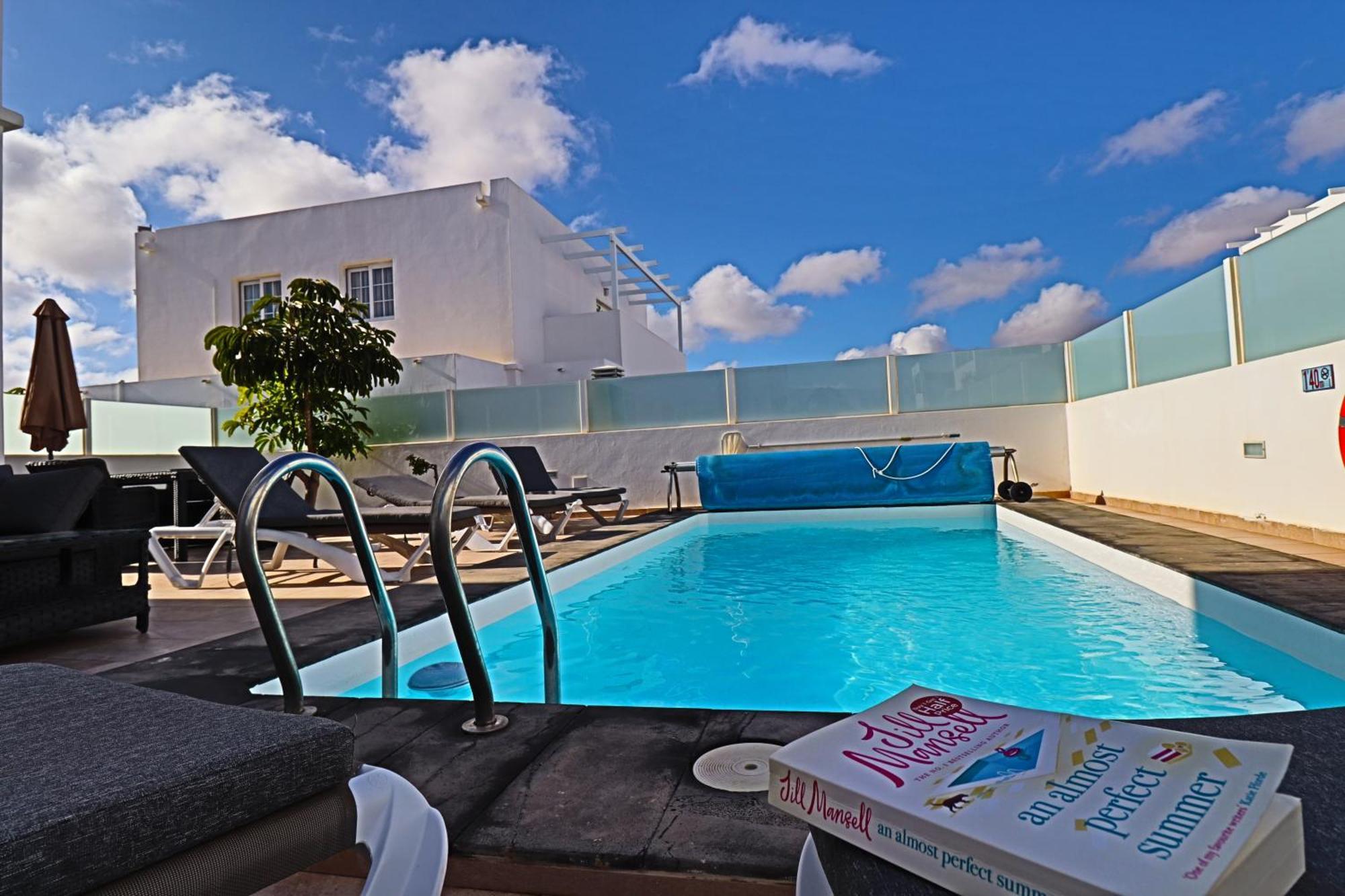 Villa Pousadoiro Playa Blanca  Luaran gambar
